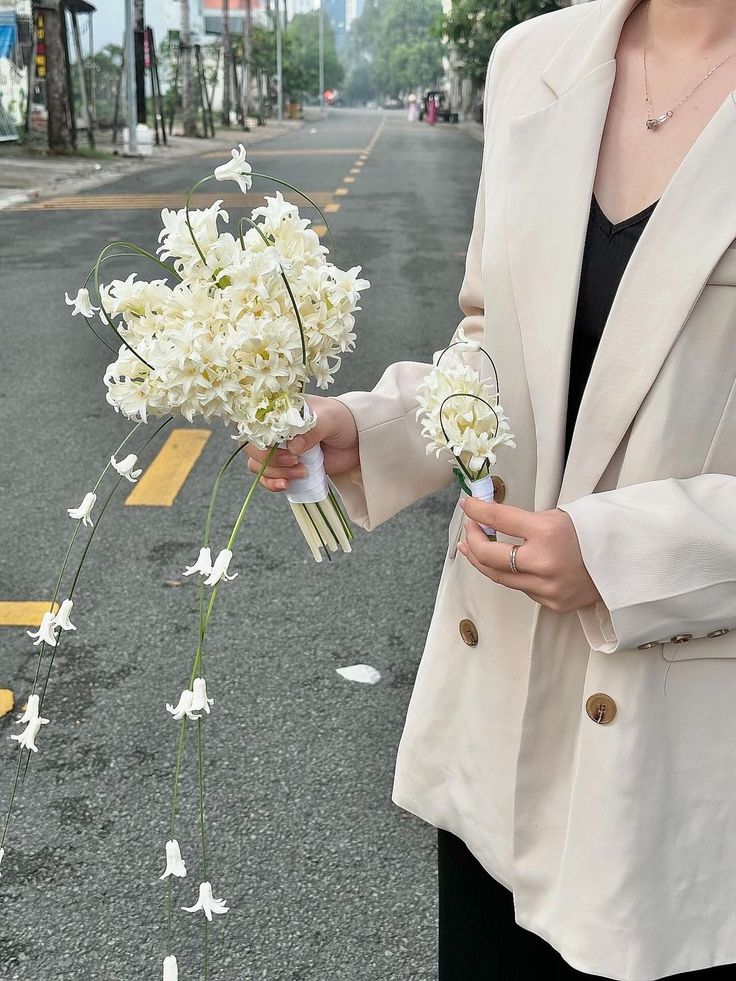 Bó hoa cưới tone pastel